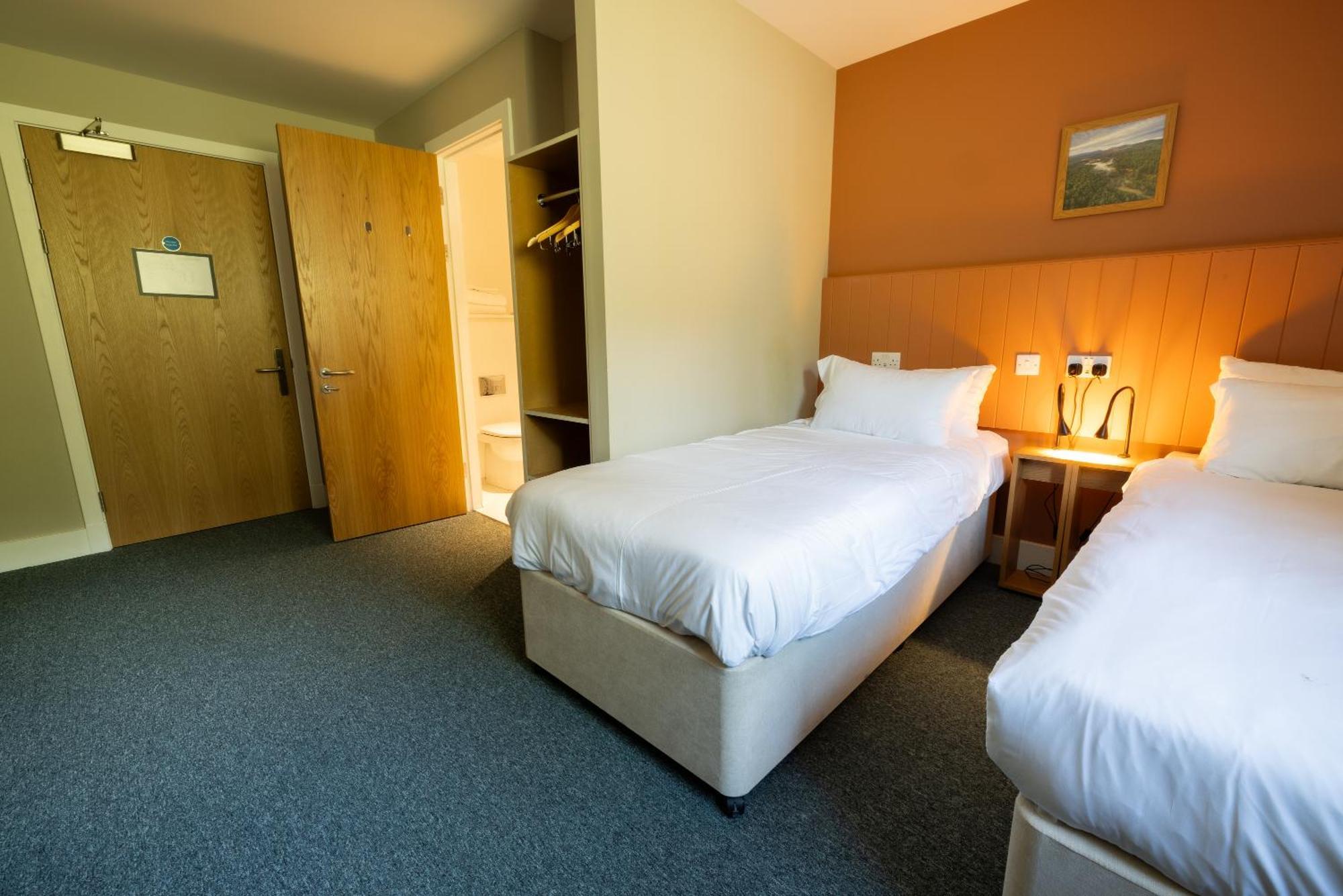 An Spiris Accommodation At Dundreggan Rewilding Centre Екстер'єр фото